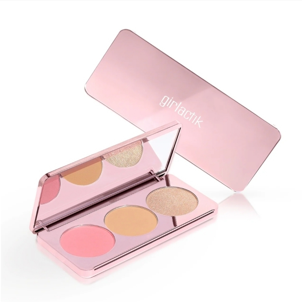 Girlactik NEW Blush Me & Glow Face Palette - LIGHT- 8.4g/0.30oz Full Palette NWT